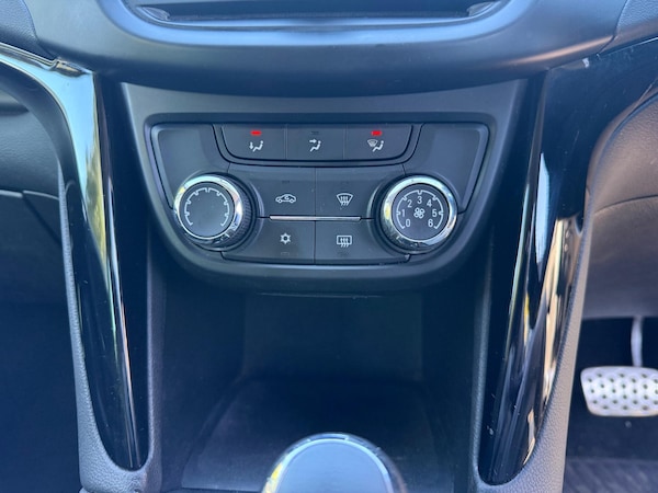Used Vauxhall Zafira Tourer 2015 for sale - 76071924: Photo 21