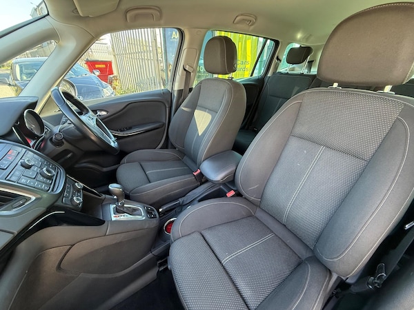 Used Vauxhall Zafira Tourer 2015 for sale - 76071924: Photo 32