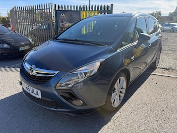 Used Vauxhall Zafira Tourer 2015 for sale - 76071924: Photo 3