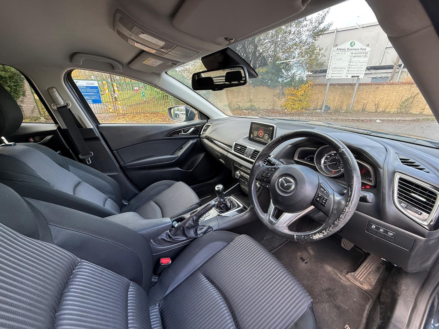 Used Mazda Mazda3 2016 for sale - 76431992: Photo 11