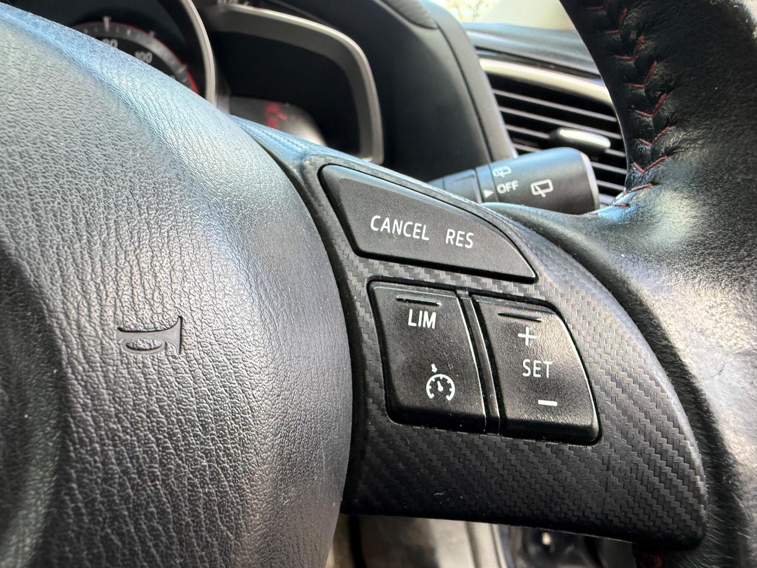 Used Mazda Mazda3 2016 for sale - 76431992: Photo 13