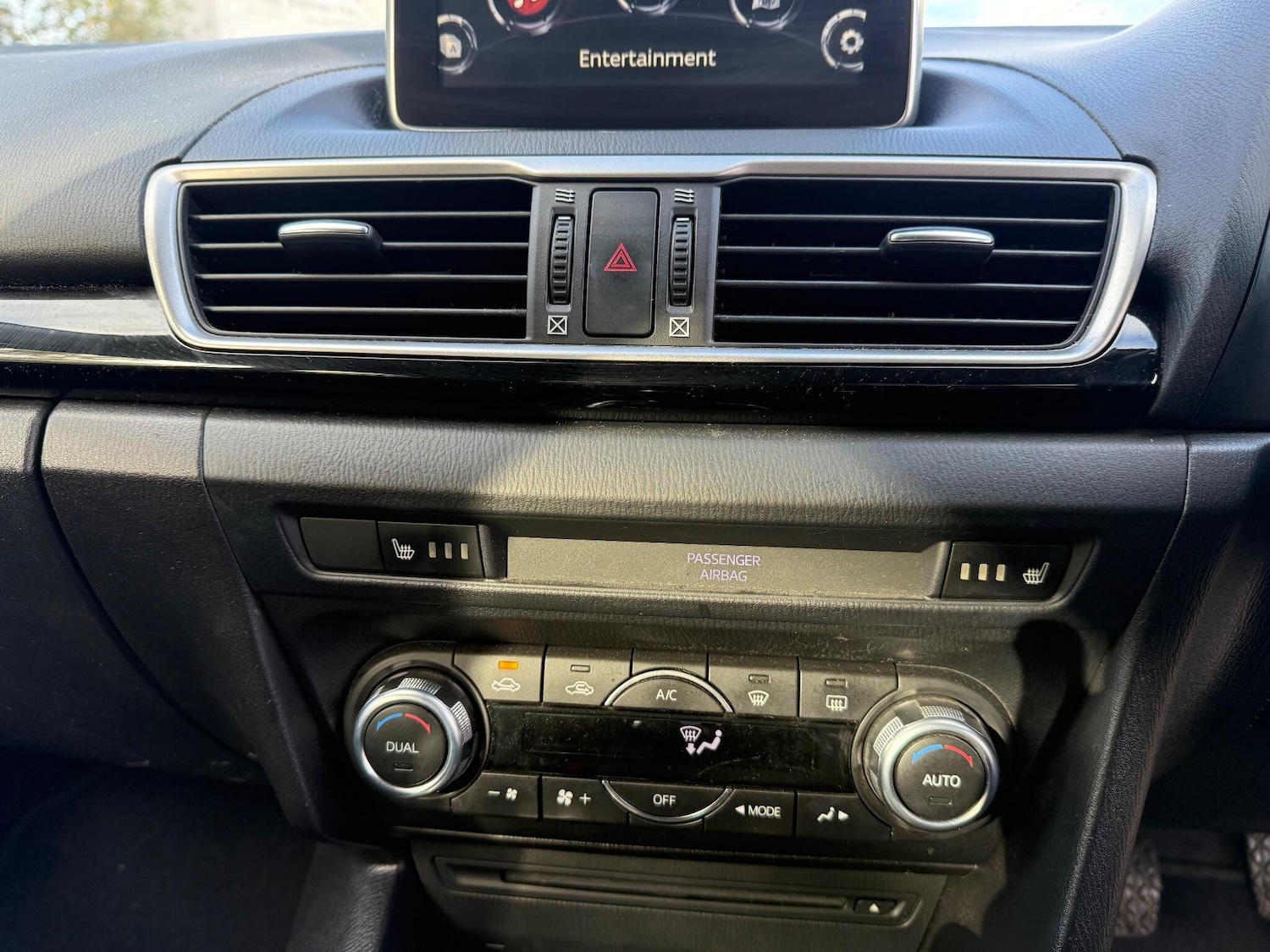 Used Mazda Mazda3 2016 for sale - 76431992: Photo 19