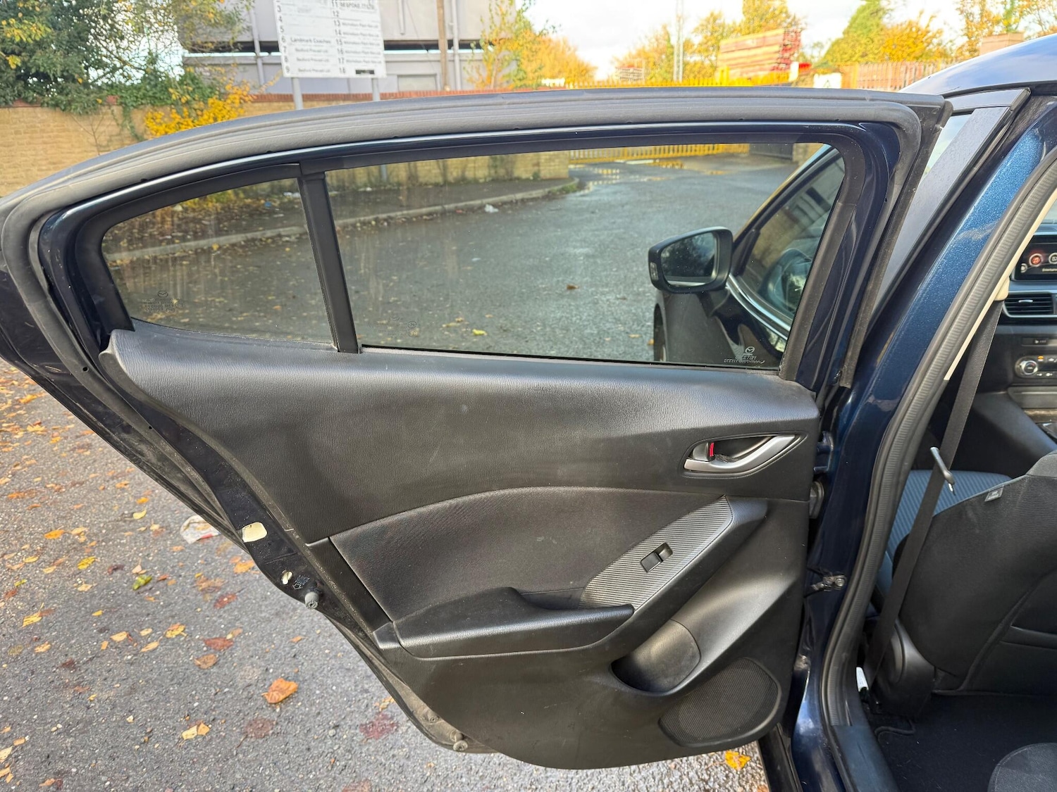 Used Mazda Mazda3 2016 for sale - 76431992: Photo 29