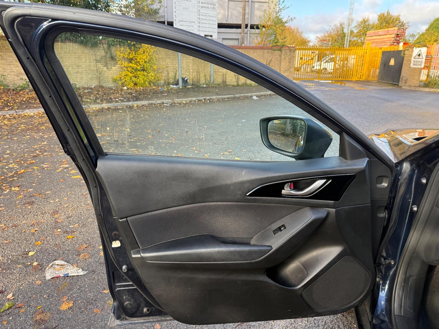 Used Mazda Mazda3 2016 for sale - 76431992: Photo 31