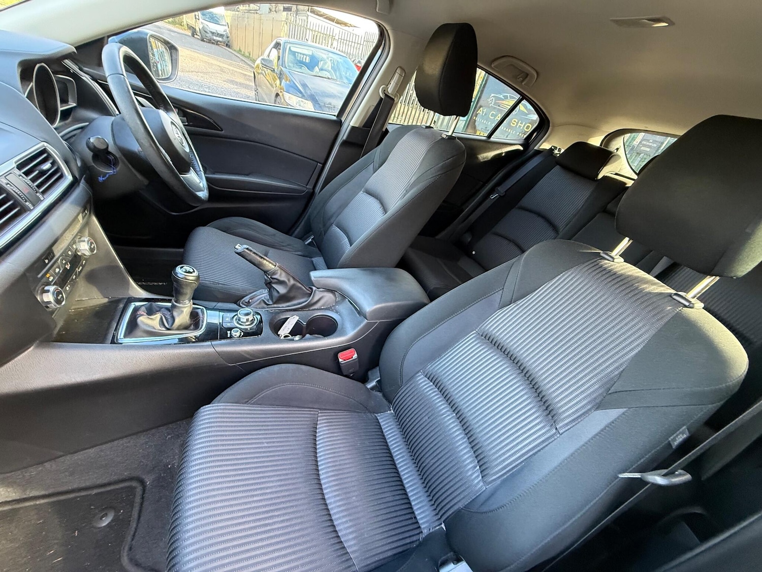 Used Mazda Mazda3 2016 for sale - 76431992: Photo 35