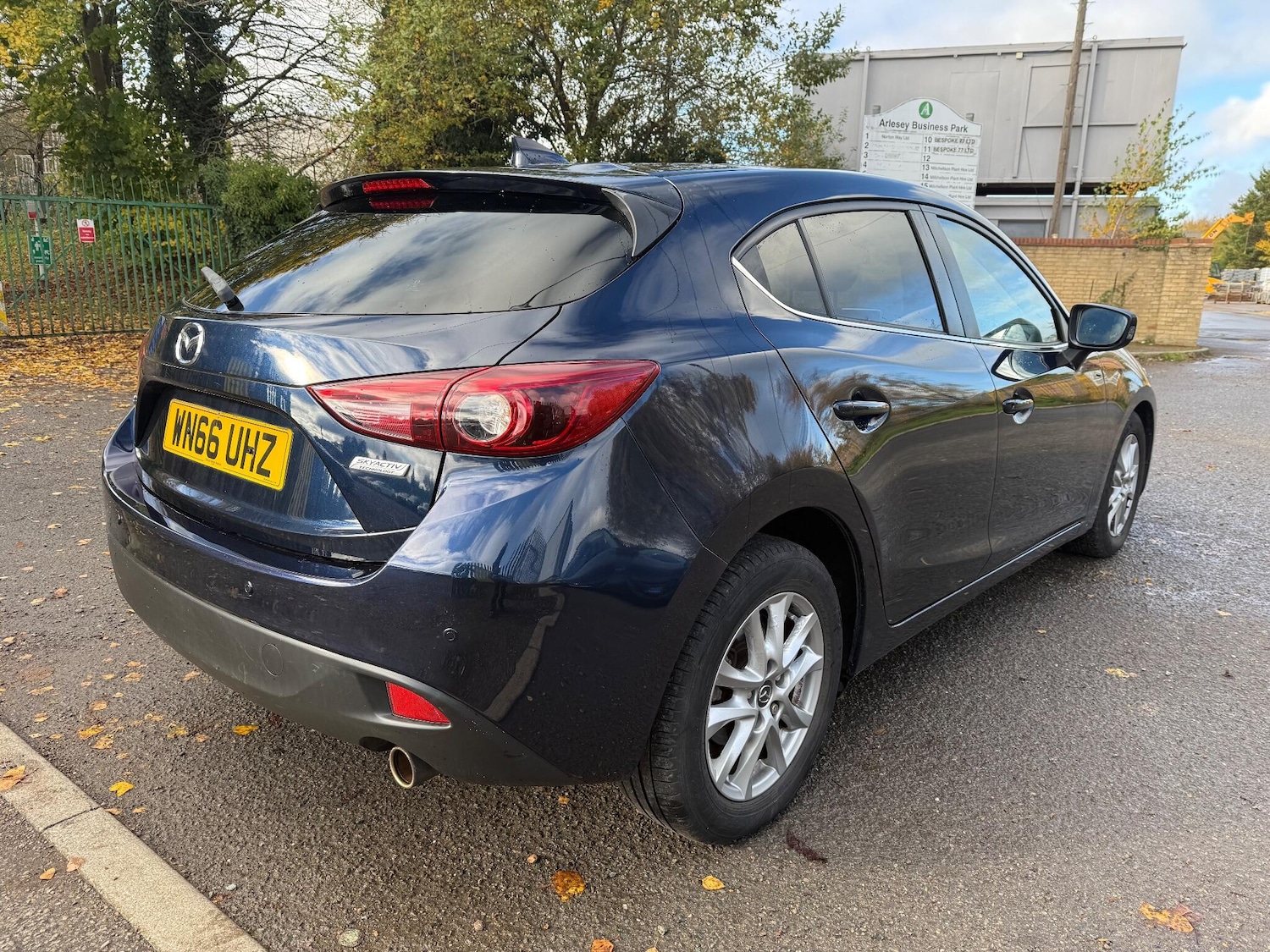 Used Mazda Mazda3 2016 for sale - 76431992: Photo 9