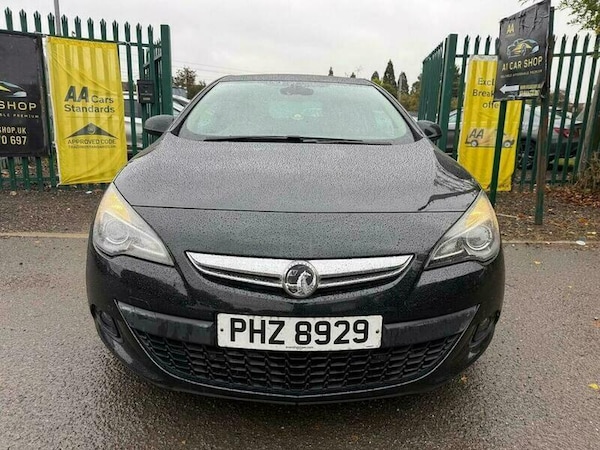 Used Vauxhall Astra GTC 2013 for sale - 76152390: Photo 2