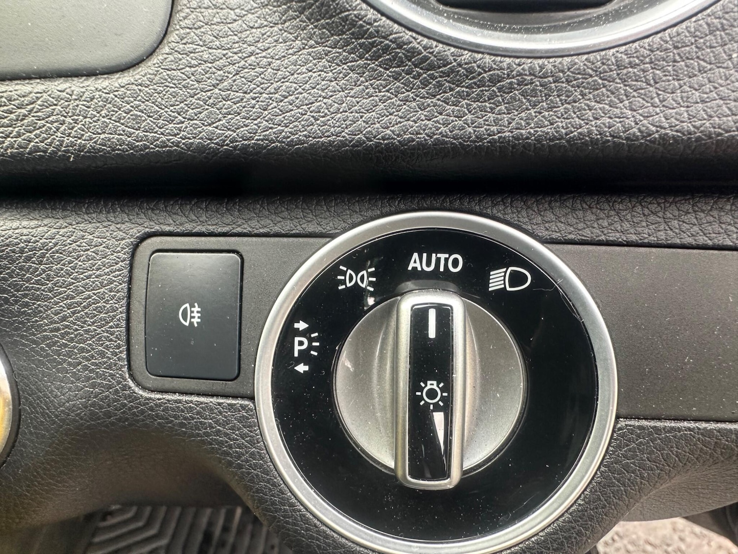 Used Mercedes-Benz C Class 2014 for sale - 76326646: Photo 19