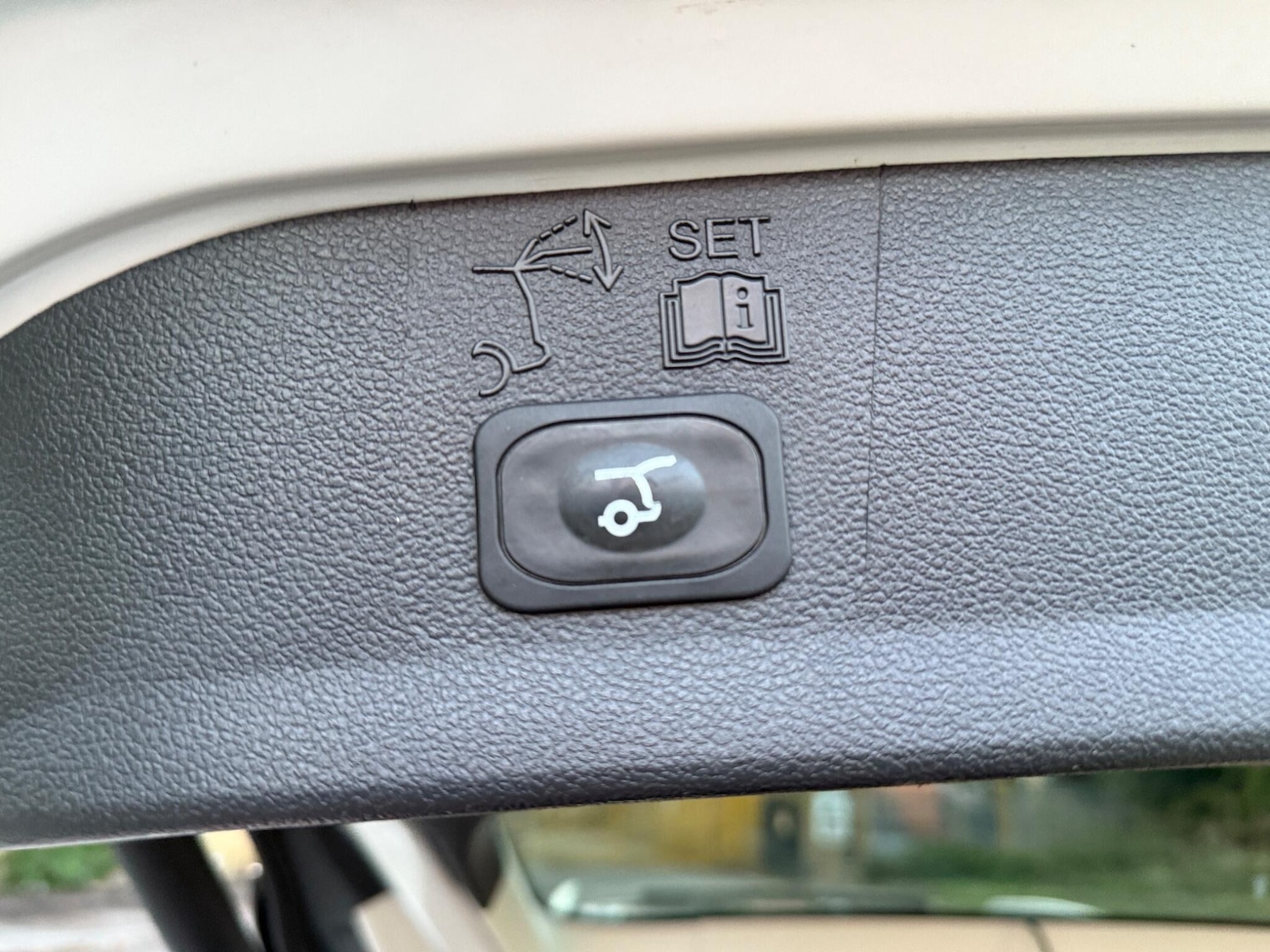 Vehicle 37