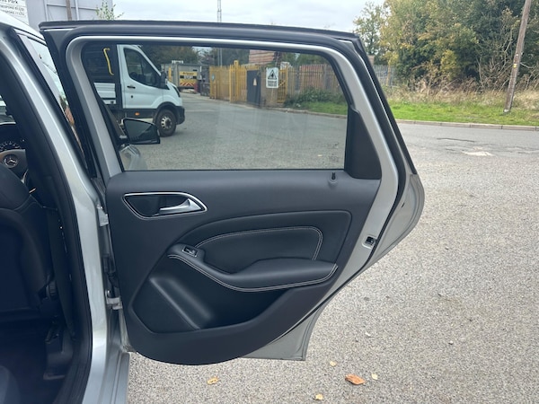 Used Mercedes-Benz B-Class 2014 for sale - 76189101: Photo 17