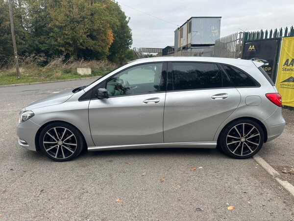 Used Mercedes-Benz B-Class 2014 for sale - 76189101: Photo 5