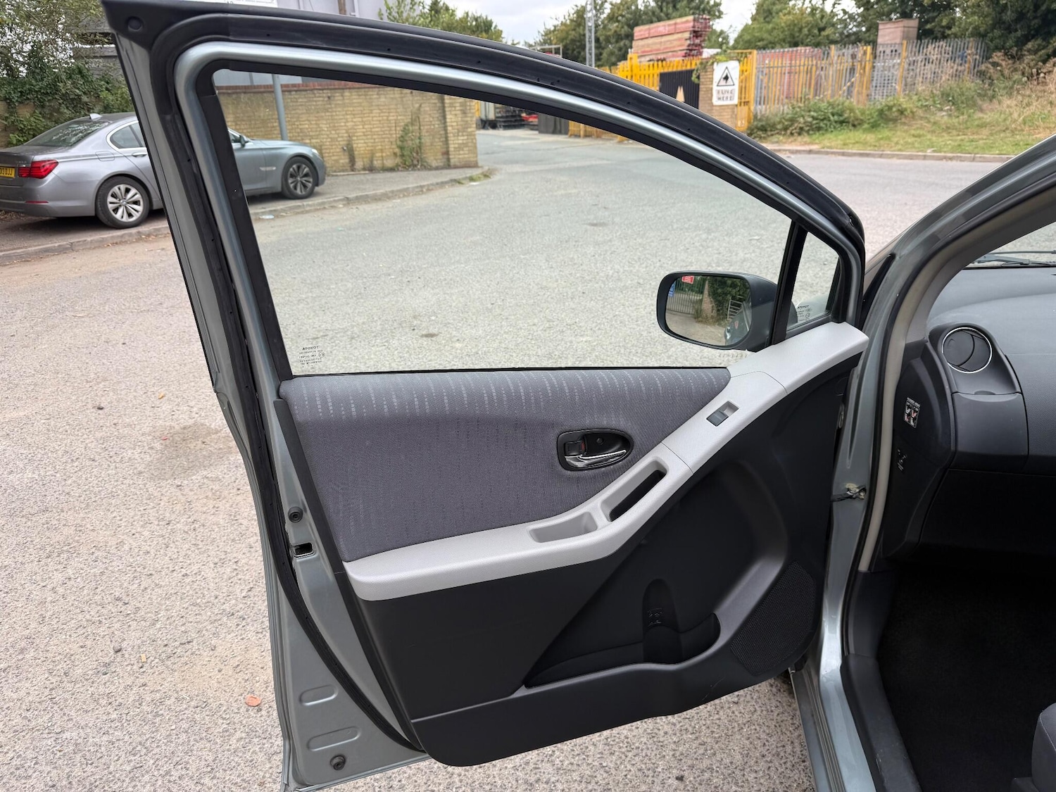 Vehicle 29