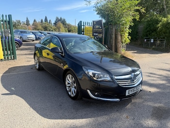 Vauxhall - Insignia