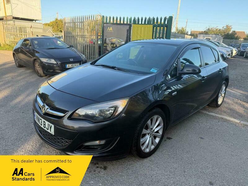 Used Vauxhall Astra 2013 for sale - 76138479: Photo 3