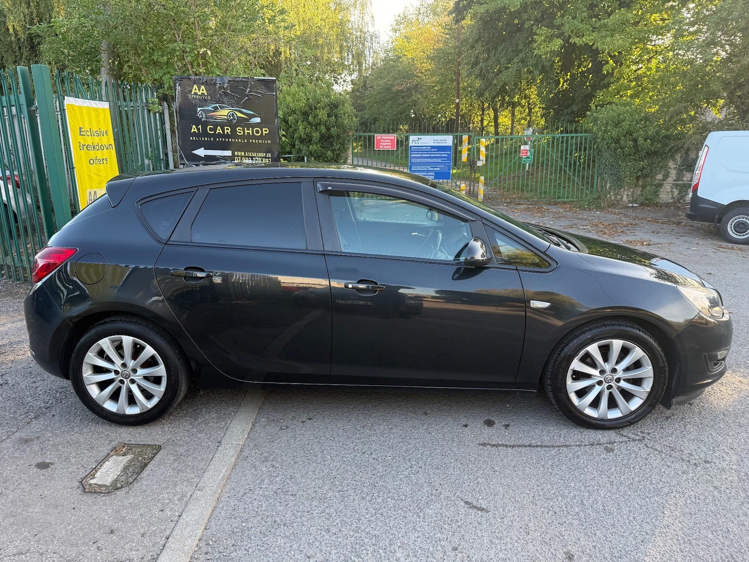 Used Vauxhall Astra 2013 for sale - 76138479: Photo 8