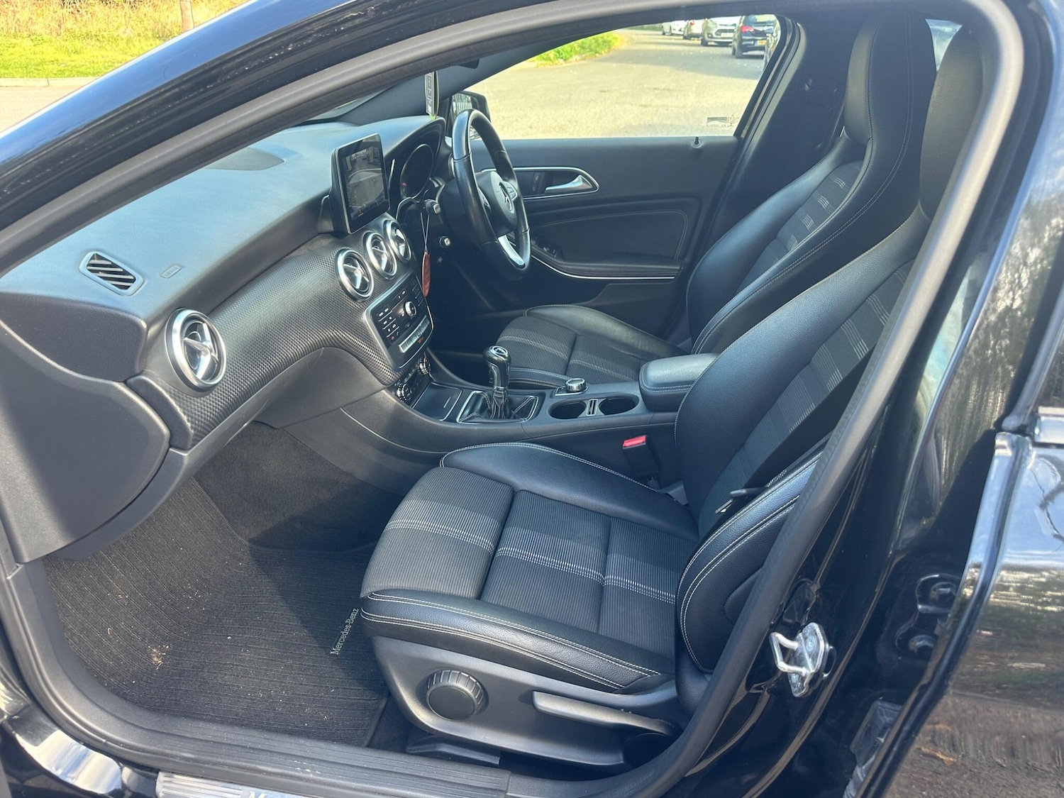 Used Mercedes-Benz A-Class 2018 for sale - 76377556: Photo 44