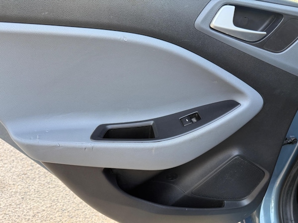 Used Hyundai i20 2015 for sale - 75564144: Photo 35
