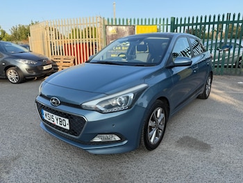 Used Hyundai i20 2015 for sale - 75564144: Photo