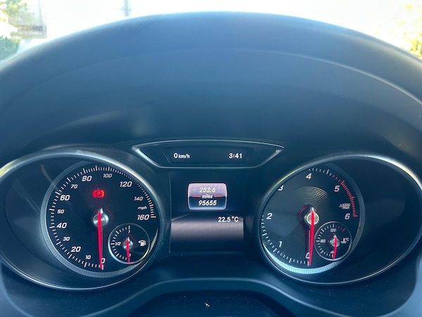 Used Mercedes-Benz CLA 2017 for sale - 76121326: Photo 32