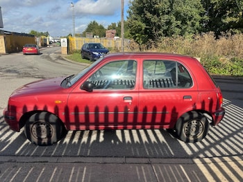 Used Nissan Micra 2000 for sale - 76094781: Photo