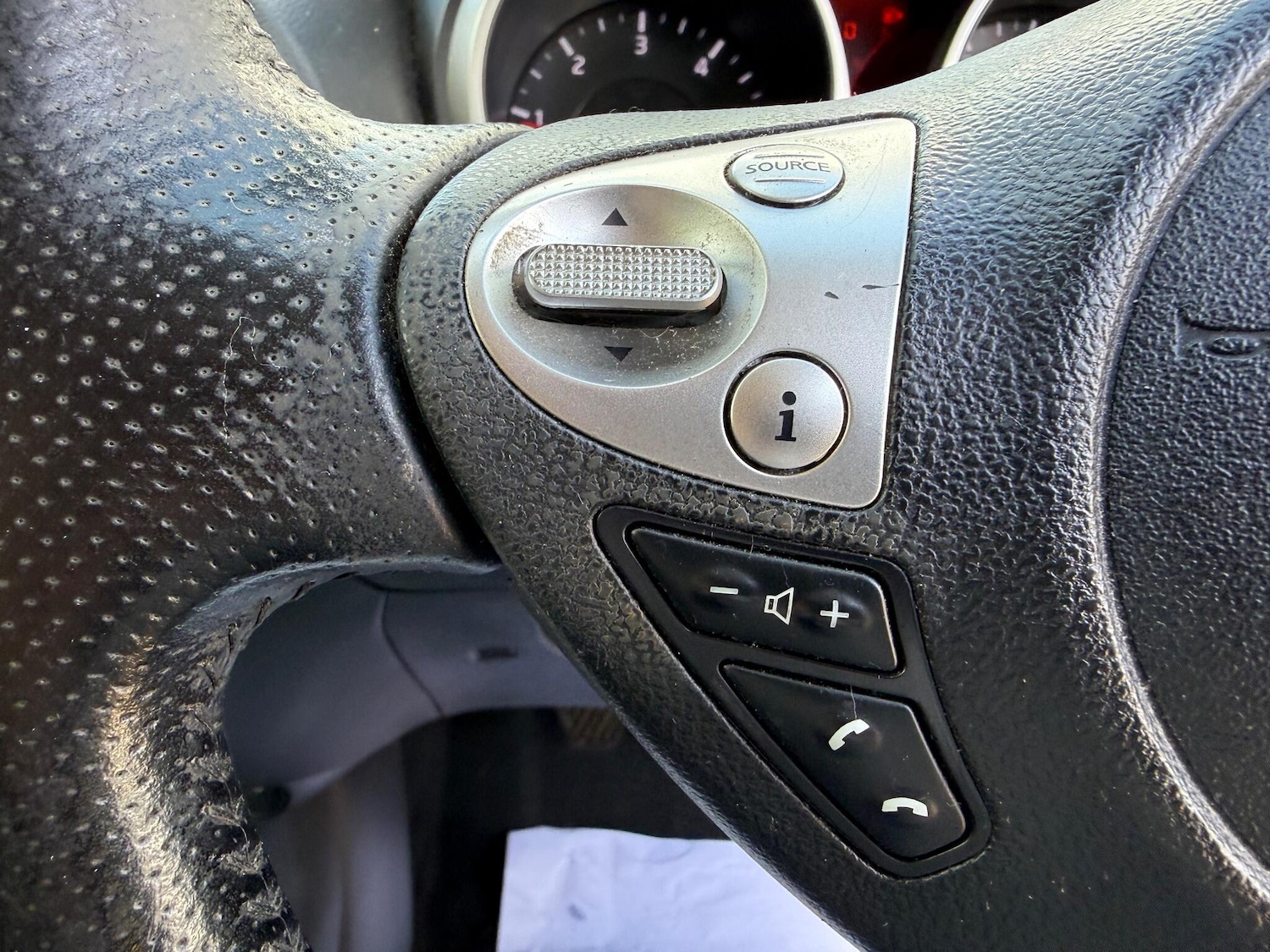 Used Nissan Juke 2013 for sale - 76071905: Photo 17