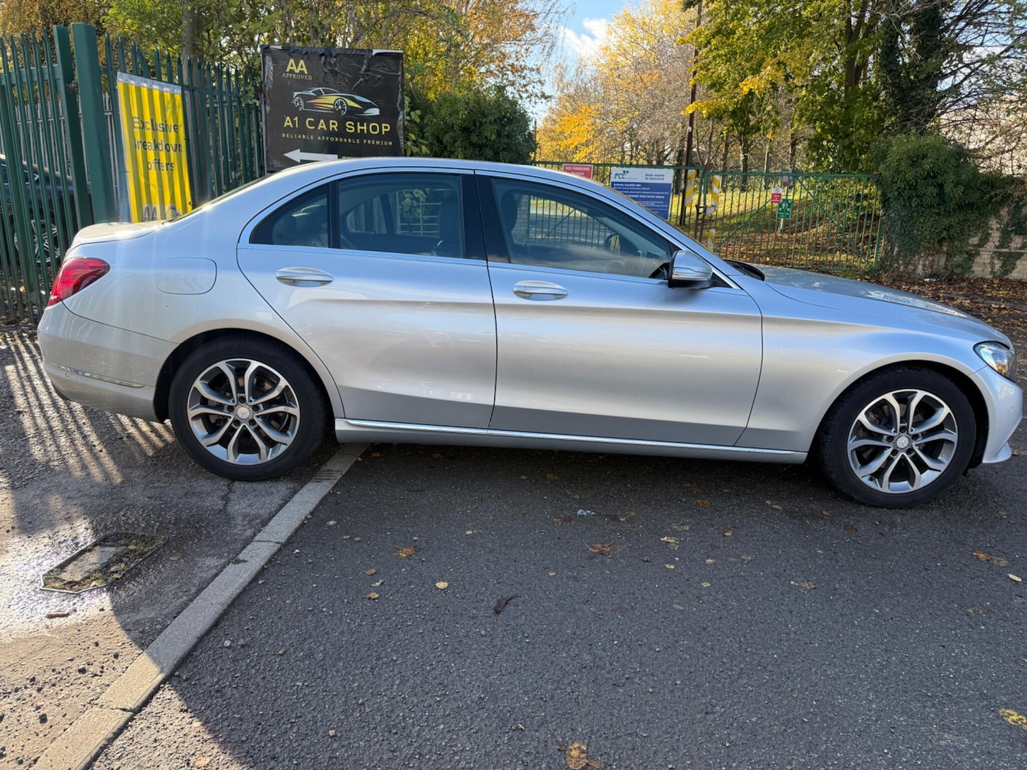 Used Mercedes-Benz C Class 2014 for sale - 76441069: Photo 10