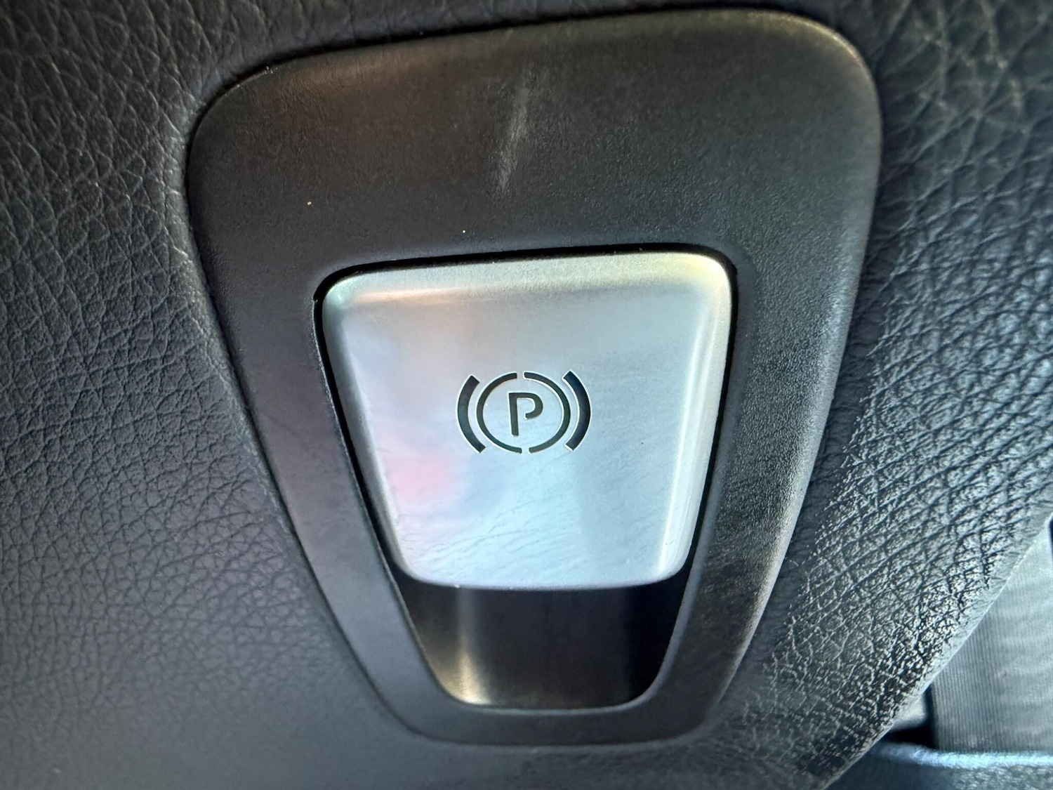 Used Mercedes-Benz C Class 2014 for sale - 76441069: Photo 25