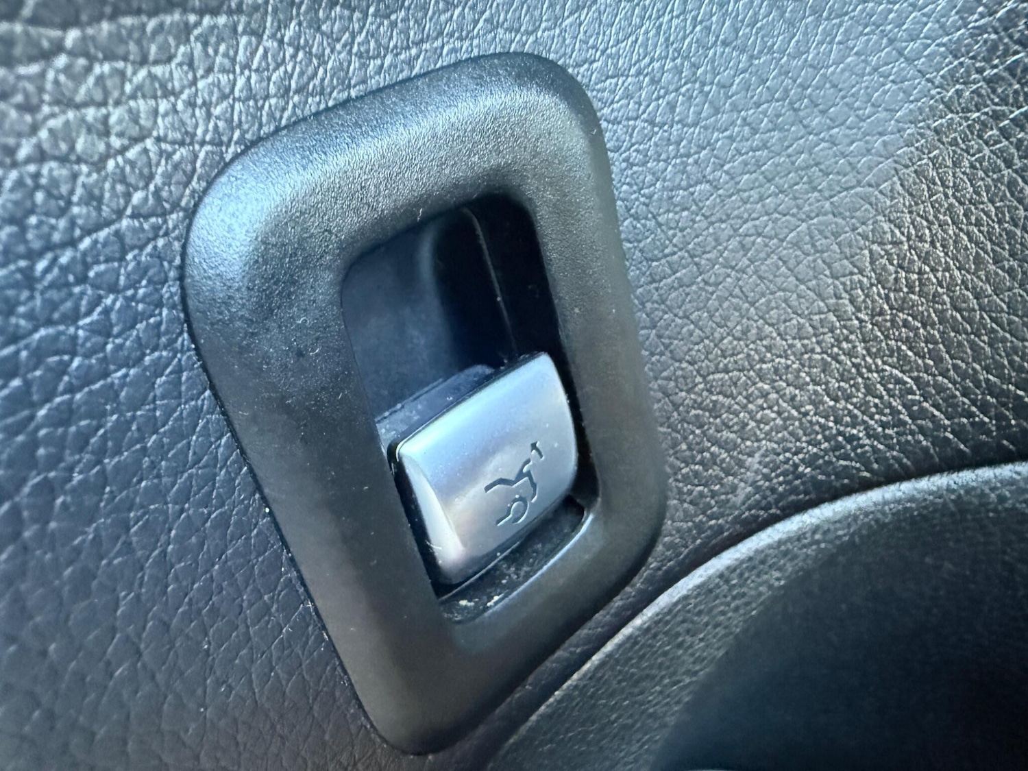 Used Mercedes-Benz C Class 2014 for sale - 76441069: Photo 26