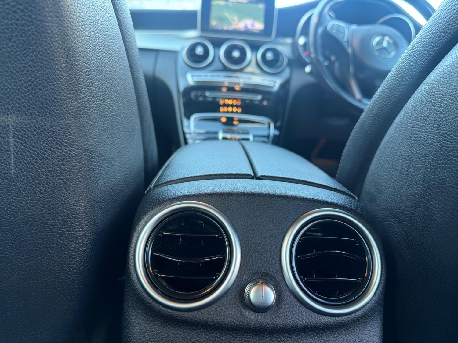 Used Mercedes-Benz C Class 2014 for sale - 76441069: Photo 29