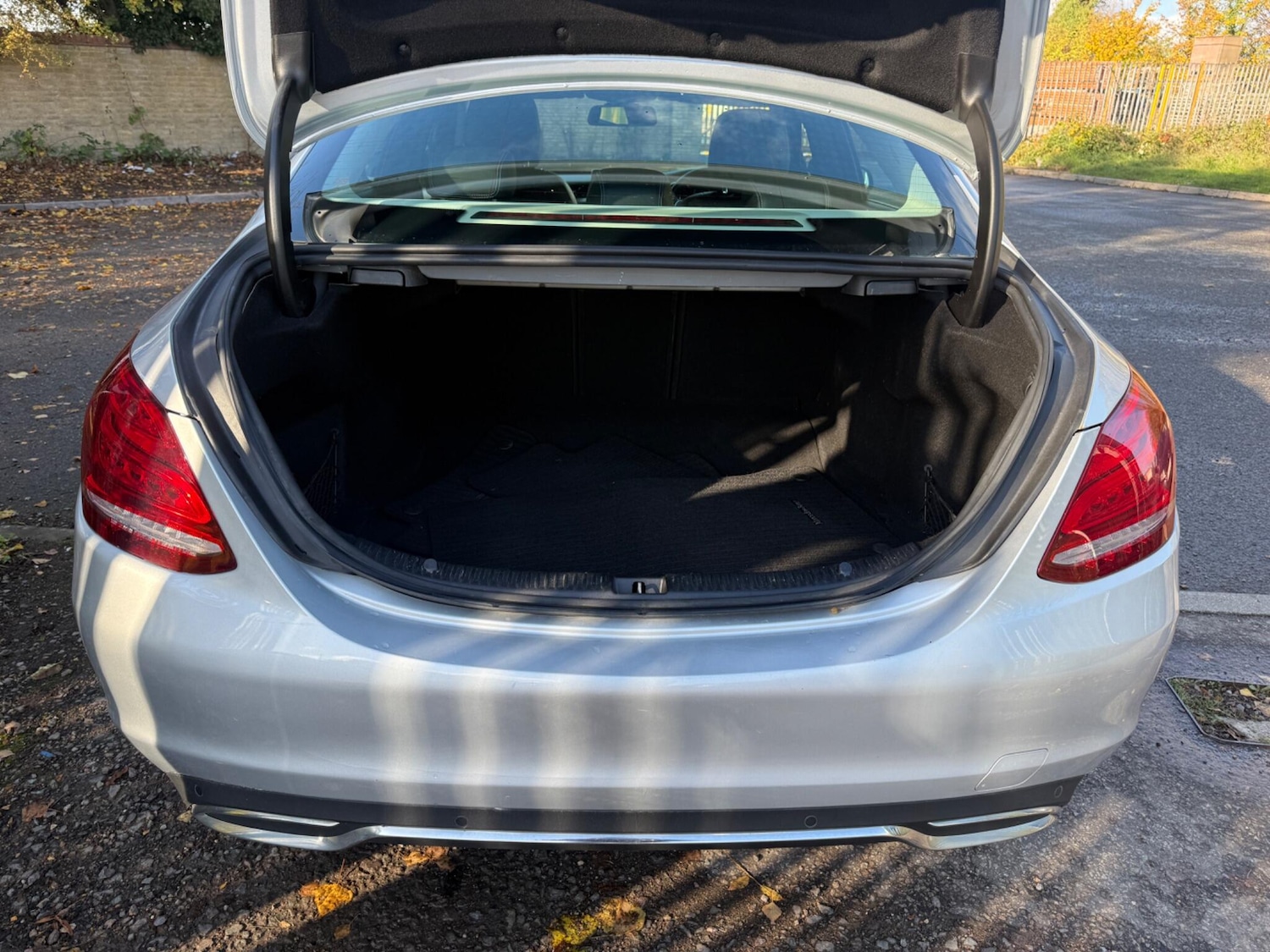 Used Mercedes-Benz C Class 2014 for sale - 76441069: Photo 40