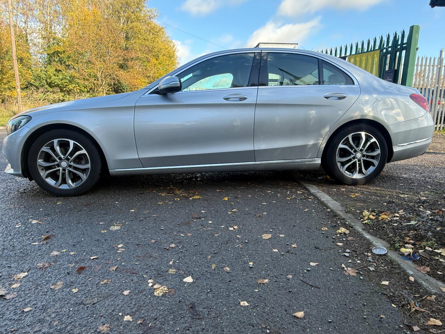 Used Mercedes-Benz C Class 2014 for sale - 76441069: Photo 8