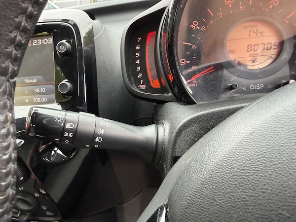Used Toyota AYGO 2015 for sale - 76200085: Photo 19