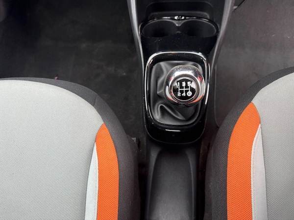 Used Toyota AYGO 2015 for sale - 76200085: Photo 20
