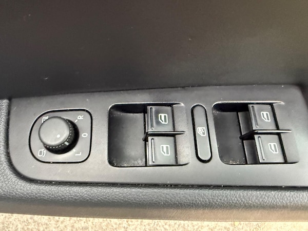 Used Skoda Superb 2012 for sale - 76108461: Photo 10