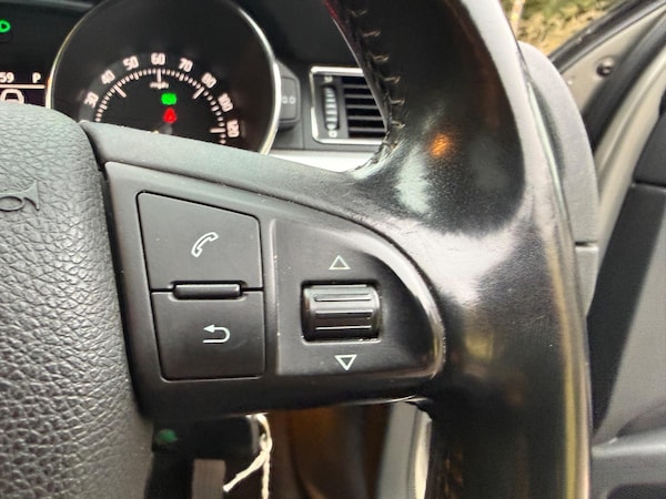 Used Skoda Superb 2012 for sale - 76108461: Photo 12