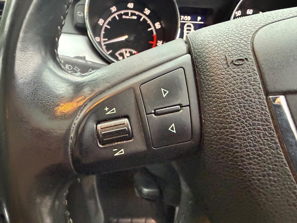 Used Skoda Superb 2012 for sale - 76108461: Photo 17