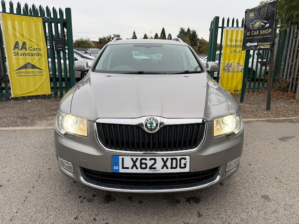 Used Skoda Superb 2012 for sale - 76108461: Photo 2