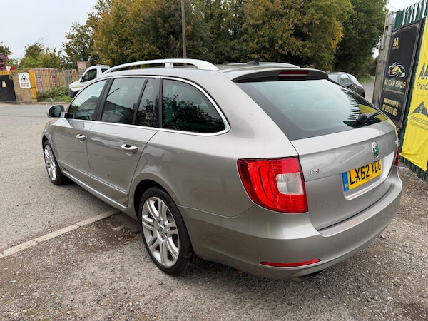 Used Skoda Superb 2012 for sale - 76108461: Photo 3