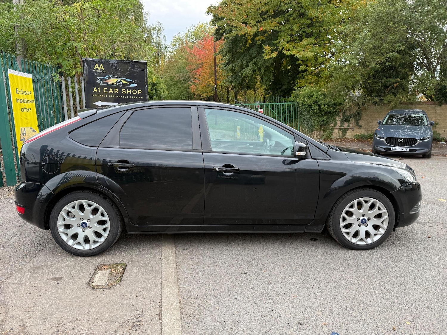 Used Ford Focus 2011 for sale - 76152590: Photo 10
