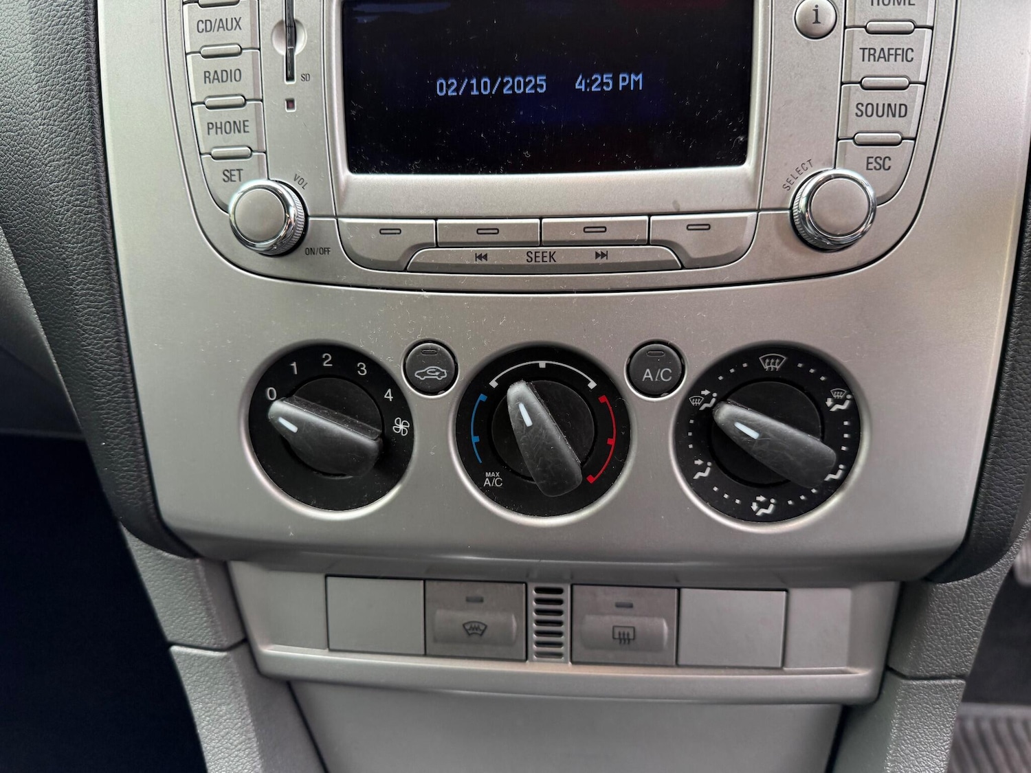 Used Ford Focus 2011 for sale - 76152590: Photo 17