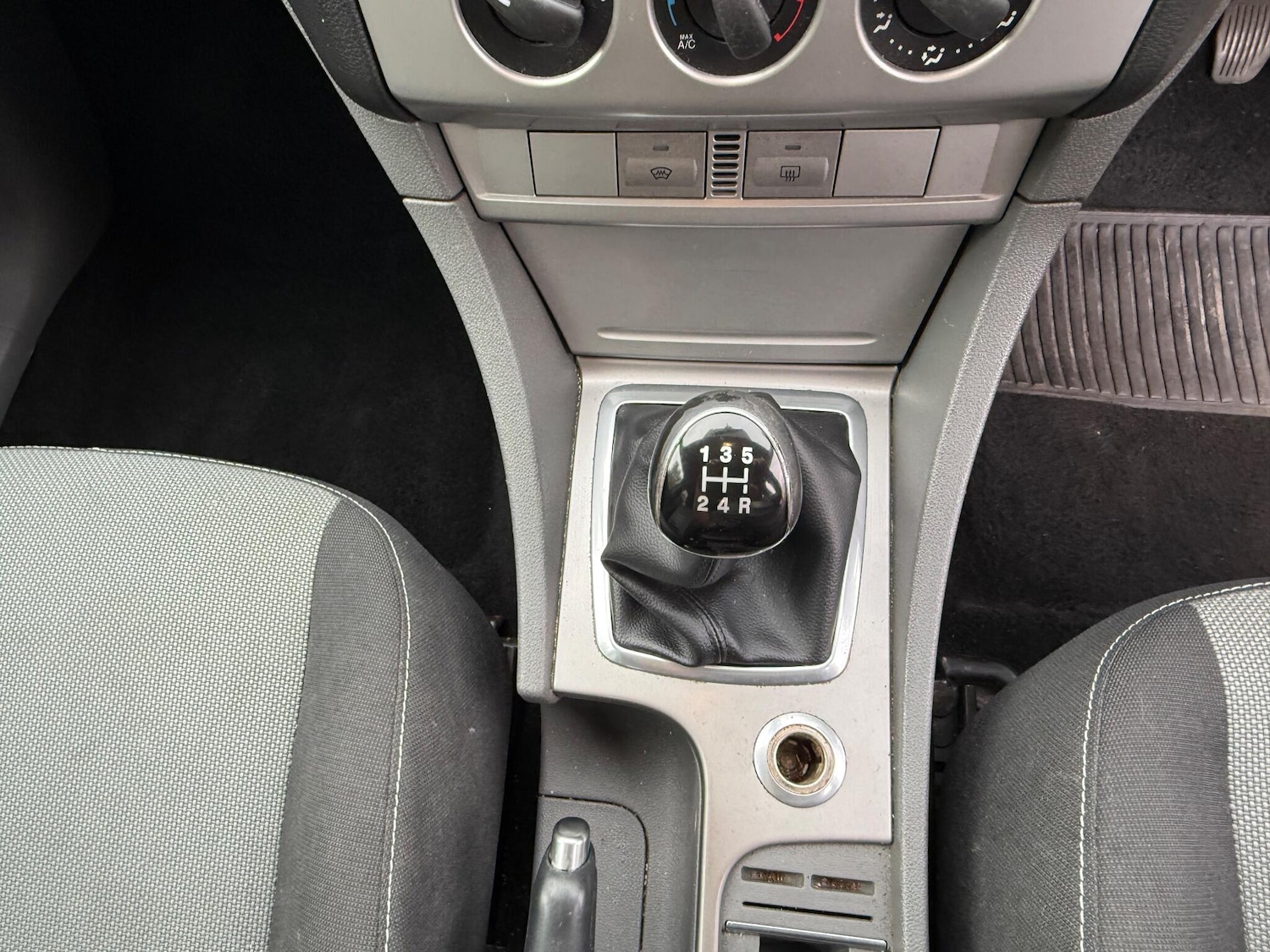 Used Ford Focus 2011 for sale - 76152590: Photo 22