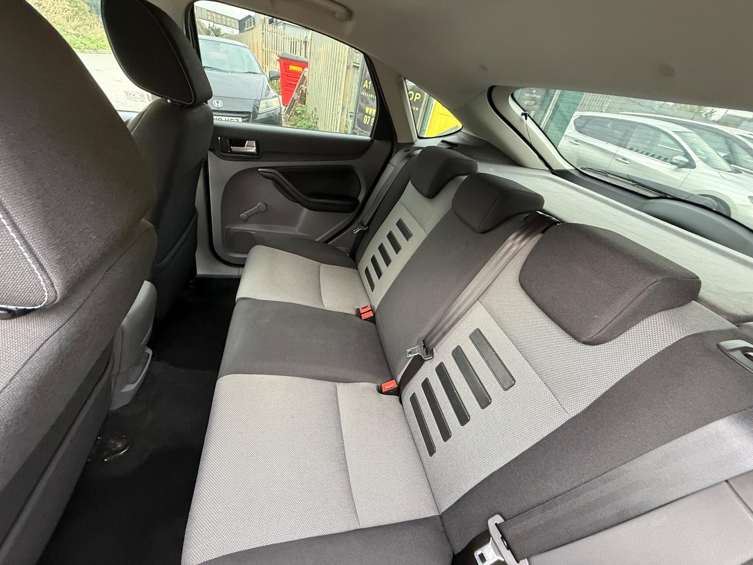 Used Ford Focus 2011 for sale - 76152590: Photo 26