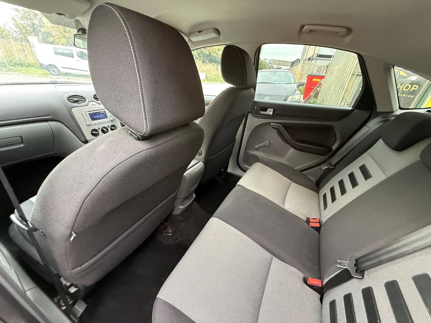 Used Ford Focus 2011 for sale - 76152590: Photo 27