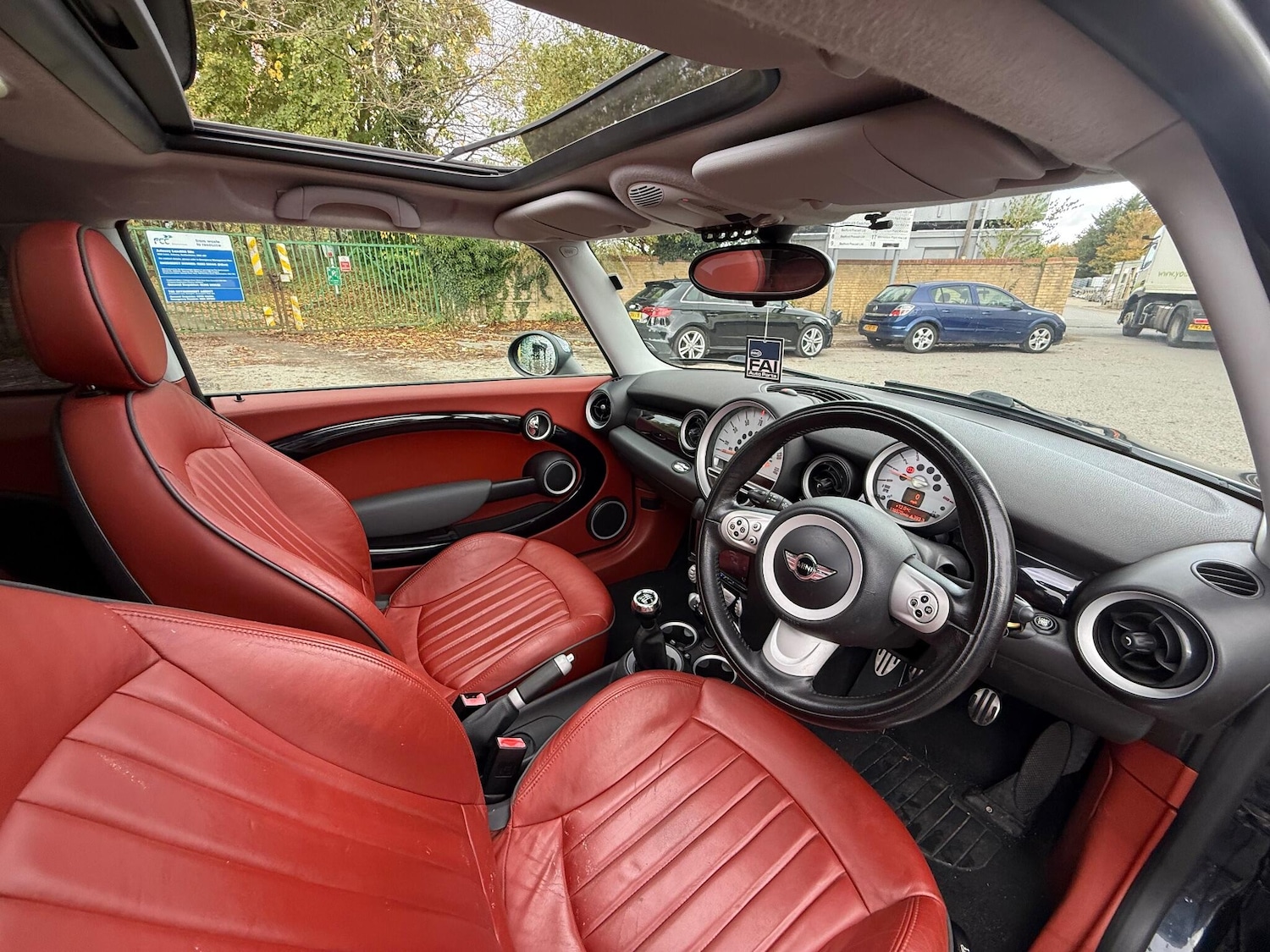 Used MINI Hatch 2007 for sale - 76349144: Photo 12