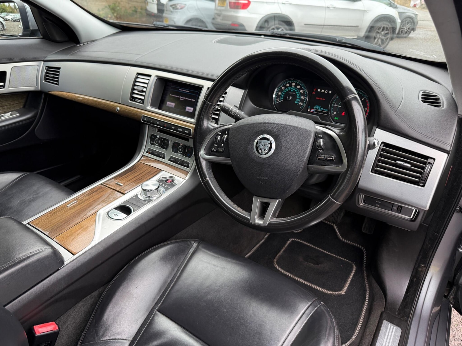 Used Jaguar XF 2012 for sale - 75949538: Photo 11