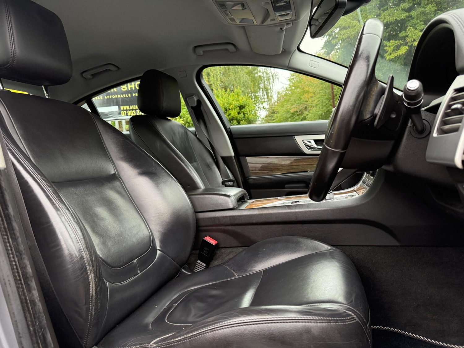 Used Jaguar XF 2012 for sale - 75949538: Photo 14