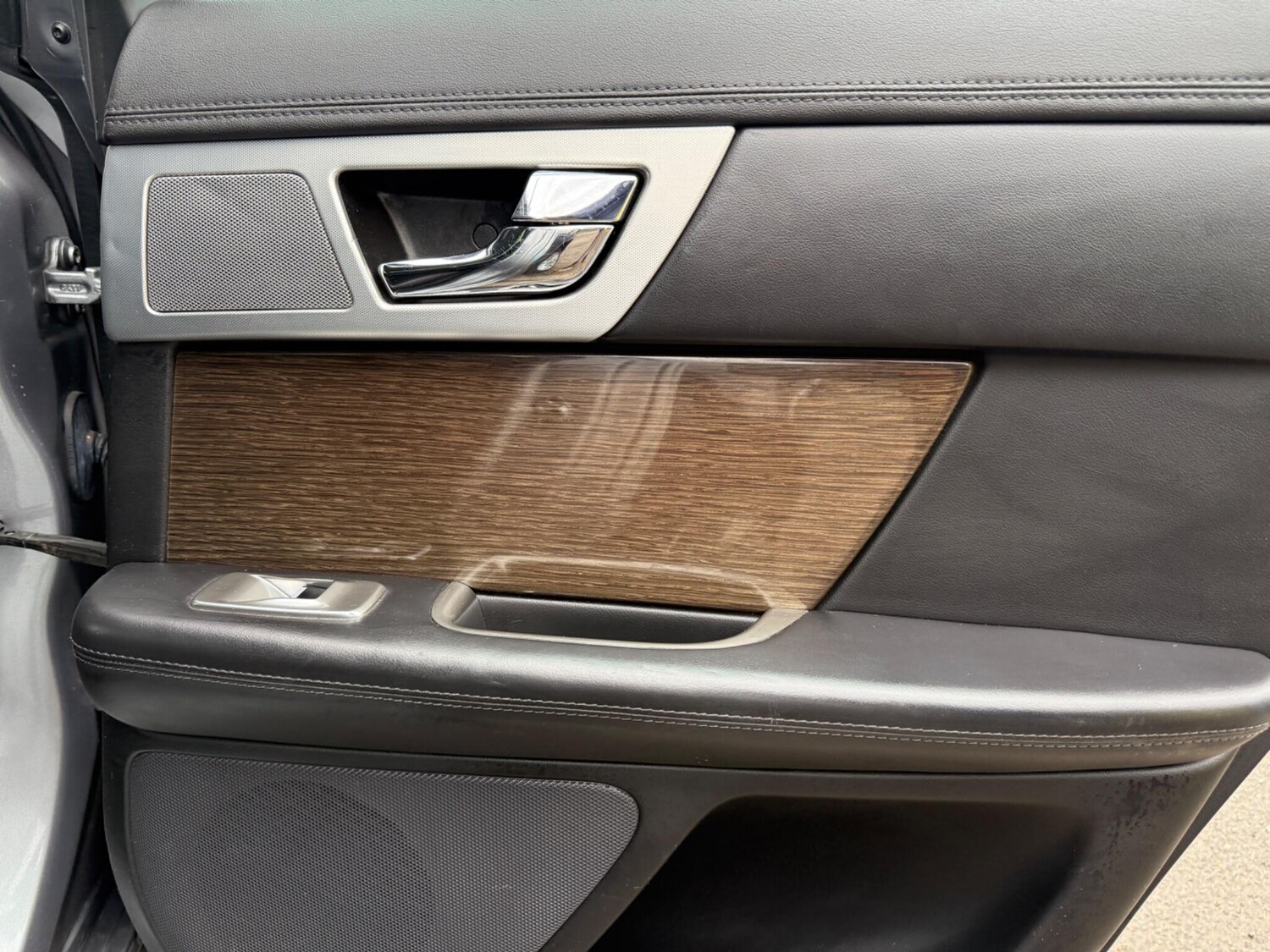 Used Jaguar XF 2012 for sale - 75949538: Photo 27