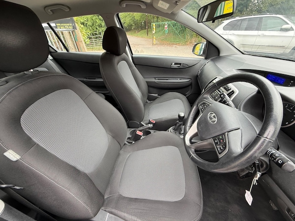 Used Hyundai i20 2012 for sale - 75658015: Photo 10