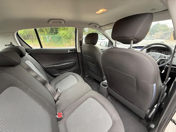 Used Hyundai i20 2012 for sale - 75658015: Photo 22