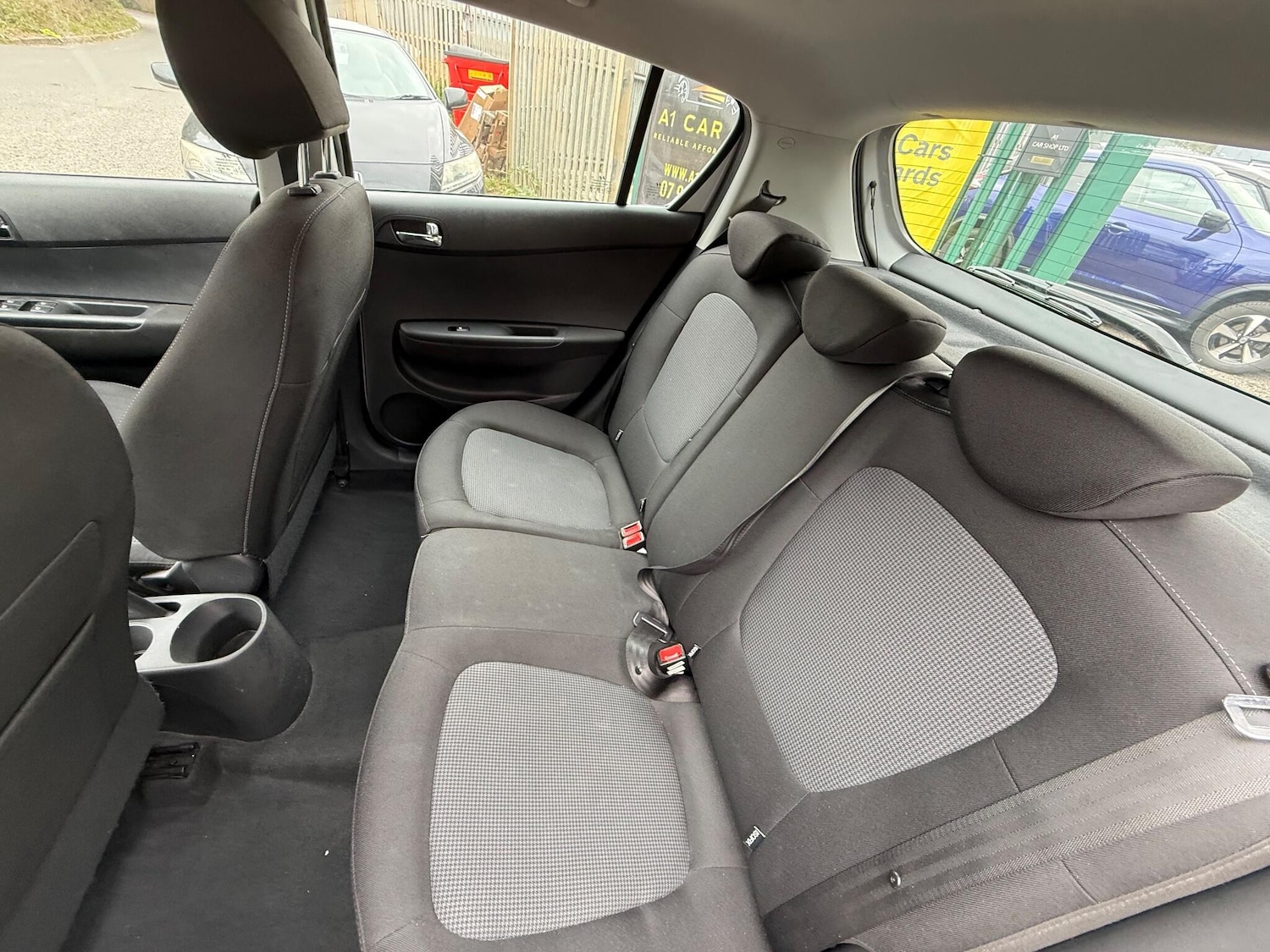 Vehicle 29